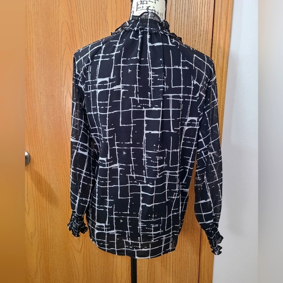 Calvin Klein black and White Grid plaid windowpane print chiffon high neck top - Picture 2 of 2